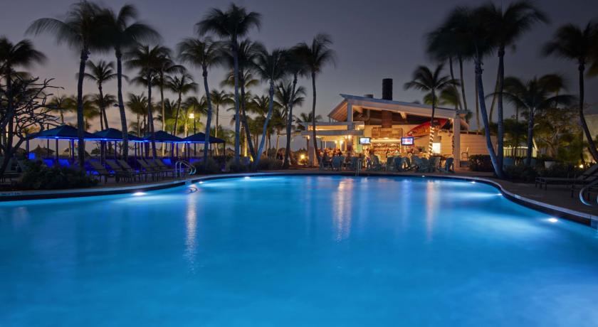 a picture of the pool at the hilton aruba